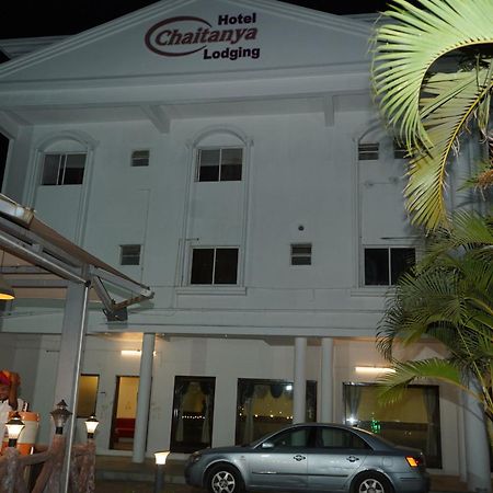 Hotel Chaitanya Lodging Supe Bagian luar foto