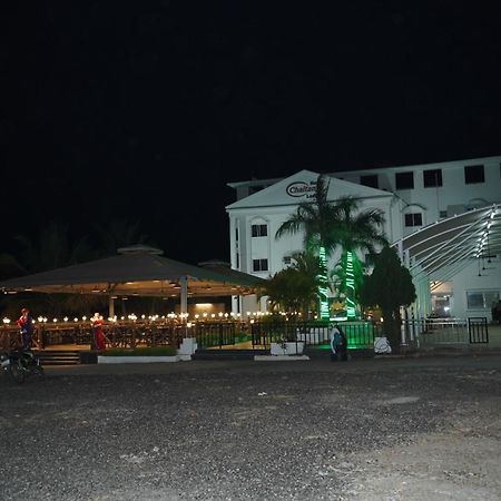 Hotel Chaitanya Lodging Supe Bagian luar foto